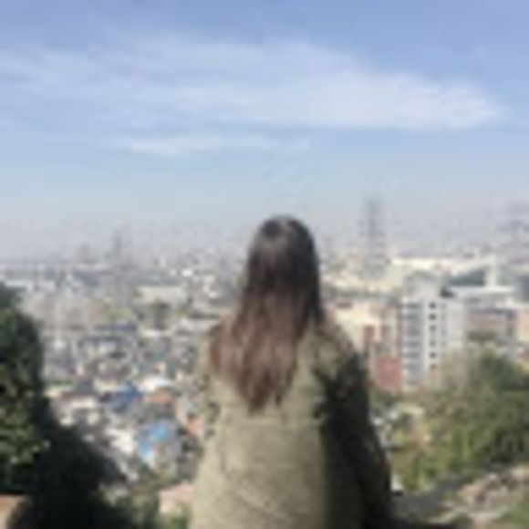 Meet your Posher, Sarah - Picture 1 of 1